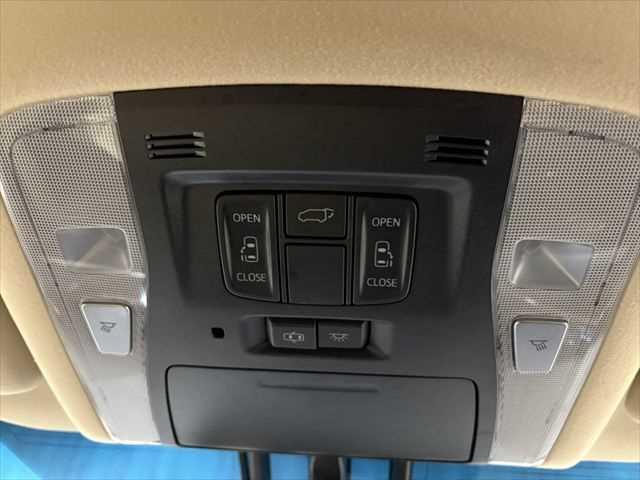 ☆両側パワースライドドア　電動リアゲート