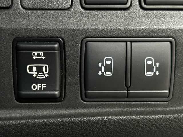 セレナ e-パワー ハイウェイスターV アーバンクロム 特別仕様車 後席モニター 10インチ純正ナビ プロパイロット 両側パワースライドドア 禁煙車 防水シート レーダークルーズコントロール 衝突軽減ブレーキ BSM アラウンドビューモニター(8枚目)