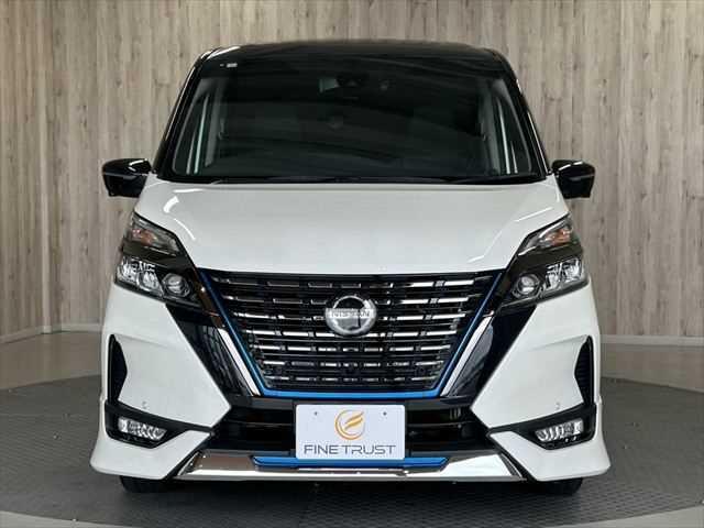 セレナ e-パワー ハイウェイスターV アーバンクロム 特別仕様車 後席モニター 10インチ純正ナビ プロパイロット 両側パワースライドドア 禁煙車 防水シート レーダークルーズコントロール 衝突軽減ブレーキ BSM アラウンドビューモニター(20枚目)