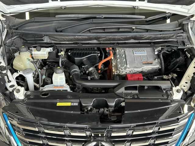 セレナ e-パワー ハイウェイスターV アーバンクロム 特別仕様車 後席モニター 10インチ純正ナビ プロパイロット 両側パワースライドドア 禁煙車 防水シート レーダークルーズコントロール 衝突軽減ブレーキ BSM アラウンドビューモニター(38枚目)