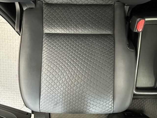 セレナ e-パワー ハイウェイスターV アーバンクロム 特別仕様車 後席モニター 10インチ純正ナビ プロパイロット 両側パワースライドドア 禁煙車 防水シート レーダークルーズコントロール 衝突軽減ブレーキ BSM アラウンドビューモニター(55枚目)