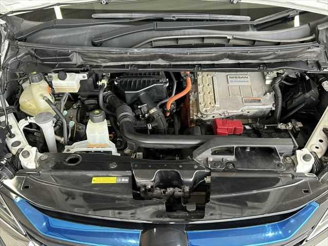 セレナ e-パワー ハイウェイスターV 後席モニター 9インチ純正ナビ プロパイロット パーキングアシスト 両側パワースライドドア 禁煙車 Bluetooth レーダークルーズコントロール 衝突軽減ブレーキ 障害物センサー アラウンドビュ(37枚目)
