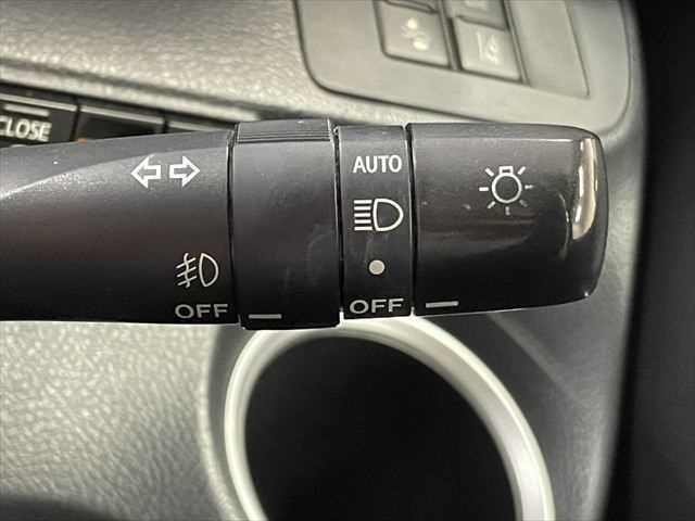 シエンタ Ｇ　トヨタセーフティセンス　禁煙車　ＬＥＤヘッドライト　両側パワースライドドア　バックカメラ　純正ＳＤナビ　キャンセラー付フルセグＴＶ　衝突軽減ブレーキ　ＣＤ・ＤＶＤ再生　Ｂｌｕｅｔｏｏｔｈ　スマートキー（45枚目）