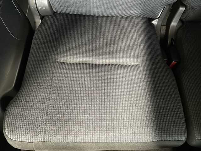 シエンタ Ｇ　トヨタセーフティセンス　禁煙車　ＬＥＤヘッドライト　両側パワースライドドア　バックカメラ　純正ＳＤナビ　キャンセラー付フルセグＴＶ　衝突軽減ブレーキ　ＣＤ・ＤＶＤ再生　Ｂｌｕｅｔｏｏｔｈ　スマートキー（60枚目）