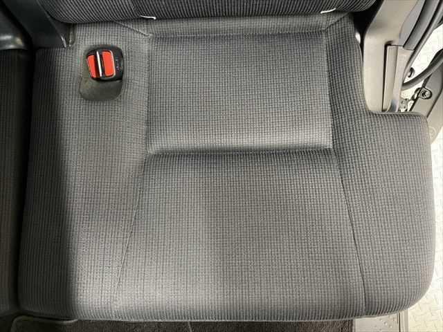 シエンタ Ｇ　トヨタセーフティセンス　禁煙車　ＬＥＤヘッドライト　両側パワースライドドア　バックカメラ　純正ＳＤナビ　キャンセラー付フルセグＴＶ　衝突軽減ブレーキ　ＣＤ・ＤＶＤ再生　Ｂｌｕｅｔｏｏｔｈ　スマートキー（66枚目）