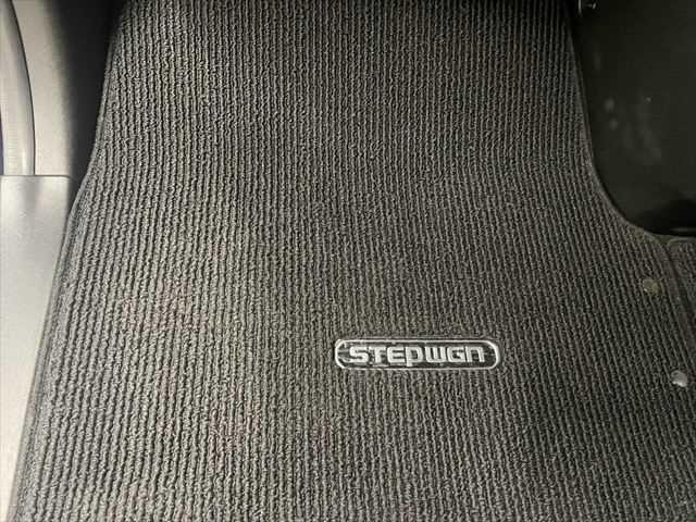 ステップワゴンスパーダ Ｚ　クールスピリット　ユーザー買取車　後期　両側パワースライドドア　純正ＨＤＤナビ　ＤＶＤ再生　フルセグＴＶ　クルーズコントロール　禁煙車　ドライブレコーダー　ＥＴＣ　オートエアコン　バックカメラ（53枚目）