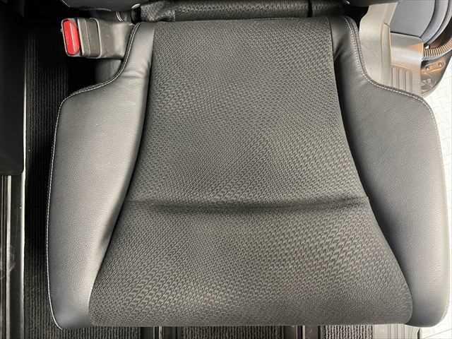 ステップワゴンスパーダ Ｚ　クールスピリット　ユーザー買取車　後期　両側パワースライドドア　純正ＨＤＤナビ　ＤＶＤ再生　フルセグＴＶ　クルーズコントロール　禁煙車　ドライブレコーダー　ＥＴＣ　オートエアコン　バックカメラ（66枚目）