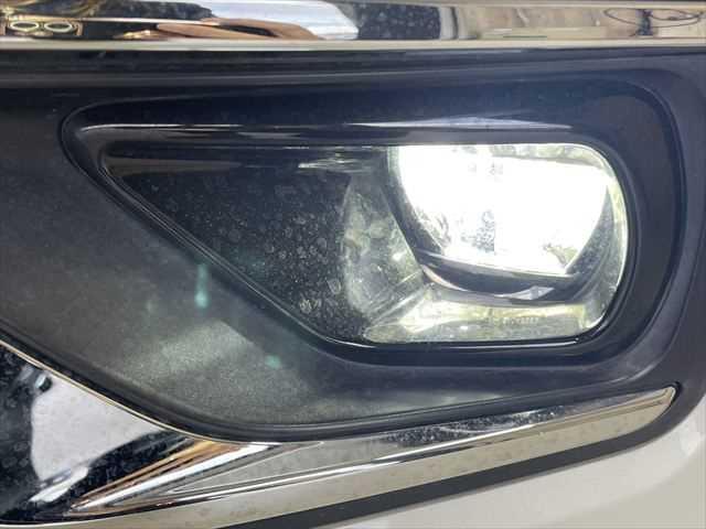 デリカD:5 アーバンギア G パワーパッケージ 純正10型ナビ 後席モニター 全方位カメラ E-アシスト 8人乗 4WD 禁煙車 レーダークルーズコントロール 衝突軽減ブレーキ レーンキープアシスト オートエアコン Wエアコン シートヒーター(35枚目)