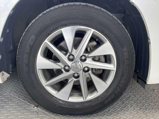 ヴェルファイアハイブリッド V 6ヶ月走行無制限保証付き Wサンルーフ 純正8型ナビ 両側パワースライドドア 電動リアゲート 寒冷地仕様 禁煙車 バックカメラ オットマン Wエアコン ETC 純正16インチアルミホイール クルコン(14枚目)