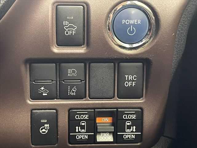 エスクァイア ハイブリッドGi プレミアムパッケージ 6ヶ月走行無制限保証付き モデリスタフルエアロ 11インチBIGX トヨタセーフティセンス 両側パワースライドドア LEDヘッドライト 禁煙車 クルコン バックカメラ 純正16型ナビ ETC スマキー(8枚目)