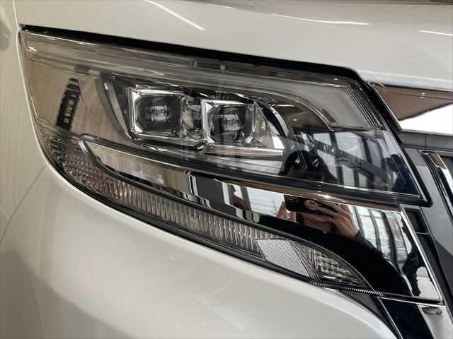 エスクァイア ハイブリッドGi プレミアムパッケージ 6ヶ月走行無制限保証付き モデリスタフルエアロ 11インチBIGX トヨタセーフティセンス 両側パワースライドドア LEDヘッドライト 禁煙車 クルコン バックカメラ 純正16型ナビ ETC スマキー(23枚目)