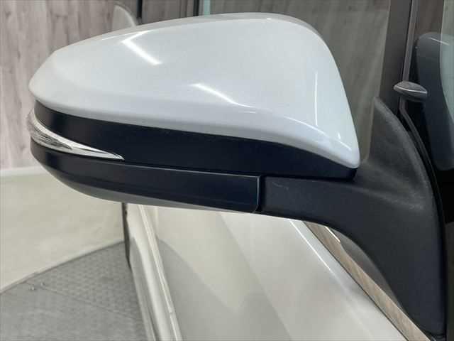 エスクァイア ハイブリッドGi プレミアムパッケージ 6ヶ月走行無制限保証付き モデリスタフルエアロ 11インチBIGX トヨタセーフティセンス 両側パワースライドドア LEDヘッドライト 禁煙車 クルコン バックカメラ 純正16型ナビ ETC スマキー(27枚目)