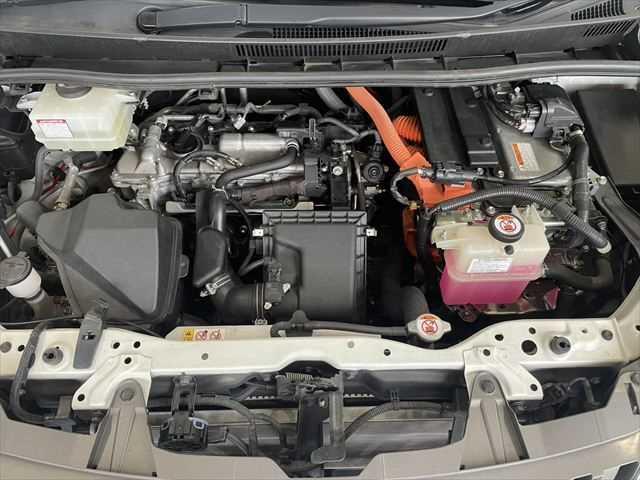 エスクァイア ハイブリッドGi プレミアムパッケージ 6ヶ月走行無制限保証付き モデリスタフルエアロ 11インチBIGX トヨタセーフティセンス 両側パワースライドドア LEDヘッドライト 禁煙車 クルコン バックカメラ 純正16型ナビ ETC スマキー(35枚目)