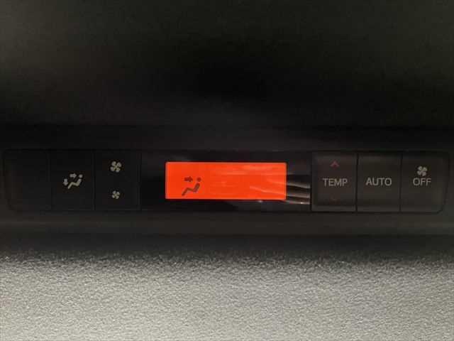 エスクァイア ハイブリッドGi プレミアムパッケージ 6ヶ月走行無制限保証付き モデリスタフルエアロ 11インチBIGX トヨタセーフティセンス 両側パワースライドドア LEDヘッドライト 禁煙車 クルコン バックカメラ 純正16型ナビ ETC スマキー(45枚目)