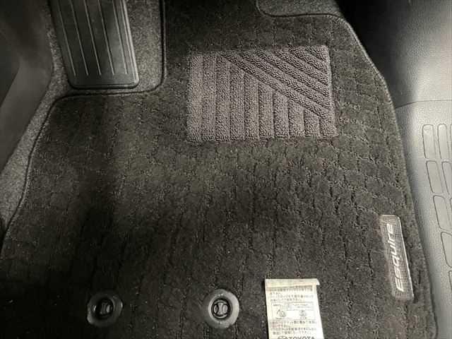 エスクァイア ハイブリッドGi プレミアムパッケージ 6ヶ月走行無制限保証付き モデリスタフルエアロ 11インチBIGX トヨタセーフティセンス 両側パワースライドドア LEDヘッドライト 禁煙車 クルコン バックカメラ 純正16型ナビ ETC スマキー(52枚目)