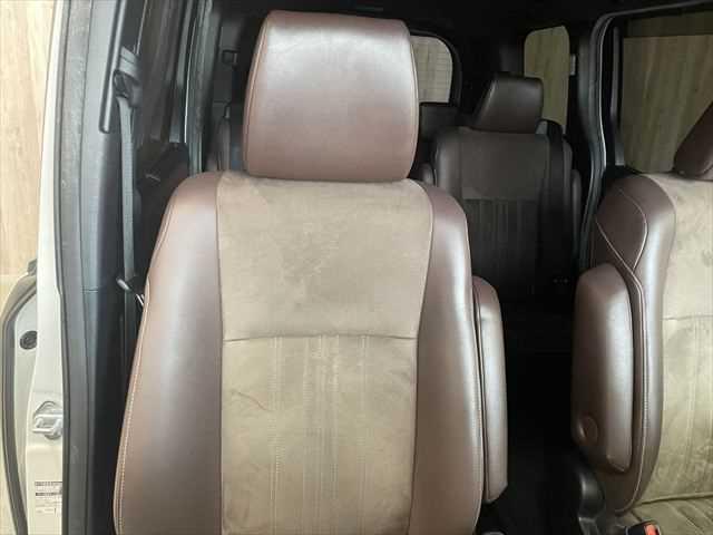 エスクァイア ハイブリッドGi プレミアムパッケージ 6ヶ月走行無制限保証付き モデリスタフルエアロ 11インチBIGX トヨタセーフティセンス 両側パワースライドドア LEDヘッドライト 禁煙車 クルコン バックカメラ 純正16型ナビ ETC スマキー(55枚目)