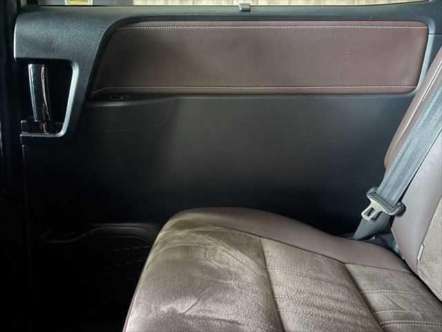 エスクァイア ハイブリッドGi プレミアムパッケージ 6ヶ月走行無制限保証付き モデリスタフルエアロ 11インチBIGX トヨタセーフティセンス 両側パワースライドドア LEDヘッドライト 禁煙車 クルコン バックカメラ 純正16型ナビ ETC スマキー(57枚目)