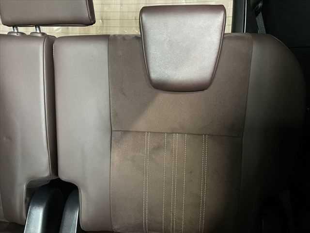 エスクァイア ハイブリッドGi プレミアムパッケージ 6ヶ月走行無制限保証付き モデリスタフルエアロ 11インチBIGX トヨタセーフティセンス 両側パワースライドドア LEDヘッドライト 禁煙車 クルコン バックカメラ 純正16型ナビ ETC スマキー(68枚目)