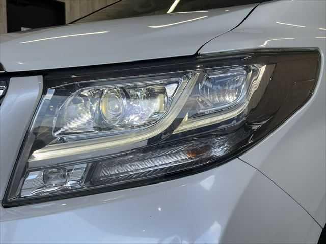 アルファードハイブリッド G 禁煙車 サンルーフ リアエンター JBLサウンド パノラミックビューM プリクラッシュS 禁煙車 両側電動スライド 衝突軽減ブレーキ レーダークルコン パワーバックドア ETC 4WD ドラレコ(35枚目)