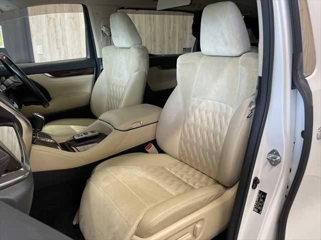 アルファードハイブリッド G 禁煙車 サンルーフ リアエンター JBLサウンド パノラミックビューM プリクラッシュS 禁煙車 両側電動スライド 衝突軽減ブレーキ レーダークルコン パワーバックドア ETC 4WD ドラレコ(39枚目)