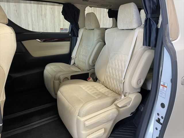 アルファードハイブリッド G 禁煙車 サンルーフ リアエンター JBLサウンド パノラミックビューM プリクラッシュS 禁煙車 両側電動スライド 衝突軽減ブレーキ レーダークルコン パワーバックドア ETC 4WD ドラレコ(40枚目)