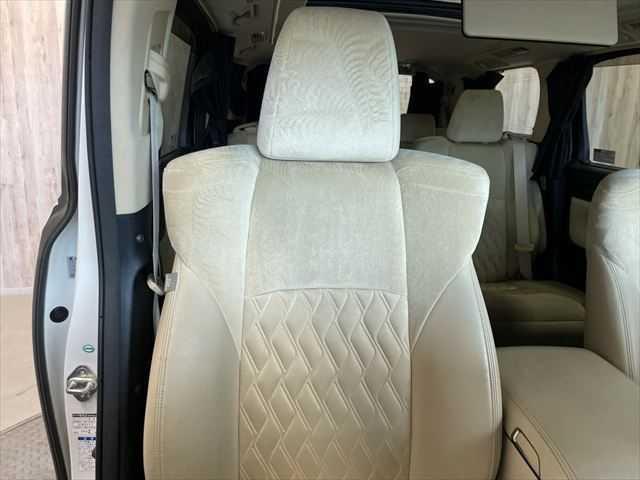 アルファードハイブリッド G 禁煙車 サンルーフ リアエンター JBLサウンド パノラミックビューM プリクラッシュS 禁煙車 両側電動スライド 衝突軽減ブレーキ レーダークルコン パワーバックドア ETC 4WD ドラレコ(57枚目)