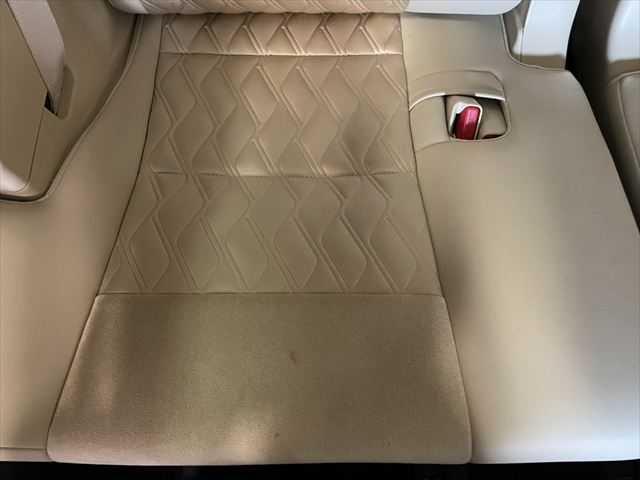 アルファードハイブリッド G 禁煙車 サンルーフ リアエンター JBLサウンド パノラミックビューM プリクラッシュS 禁煙車 両側電動スライド 衝突軽減ブレーキ レーダークルコン パワーバックドア ETC 4WD ドラレコ(63枚目)