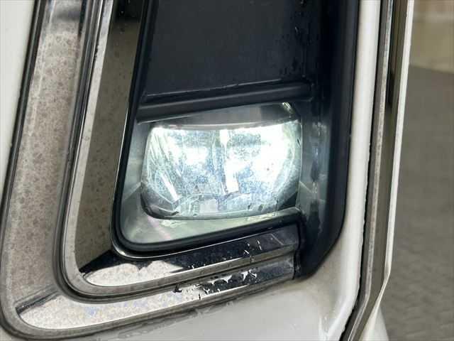 アルファード ２．５Ｓ　タイプゴールド　後期型　３眼ＬＥＤヘッドライト　９インチディスプレイオーディオＴＶ・ナビ　両側電動スライド　トヨタセーフティセンス　禁煙車　バックカメラ　オートマチックハイビーム　電動リアゲート　ハーフレザーシート（17枚目）