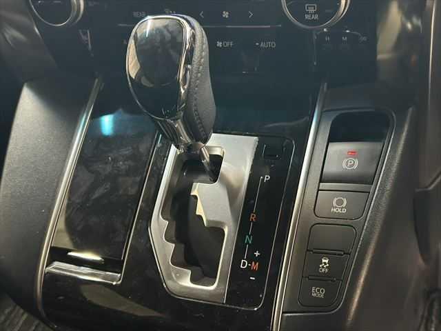 アルファード ２．５Ｓ　タイプゴールド　後期型　３眼ＬＥＤヘッドライト　９インチディスプレイオーディオＴＶ・ナビ　両側電動スライド　トヨタセーフティセンス　禁煙車　バックカメラ　オートマチックハイビーム　電動リアゲート　ハーフレザーシート（41枚目）