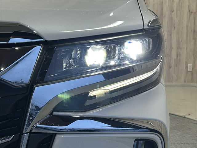 アルファード ２．５Ｓ　禁煙車　Ｗサンルーフ　モデリスタフルエアロ　１２．８インチフリップダウンモニター　１１型ＢＩＧＸ　マルチフォルケッタ２０ＡＷ　　トヨタセーフティセンス　レーダークルーズコントロール　両側電動スライド（18枚目）