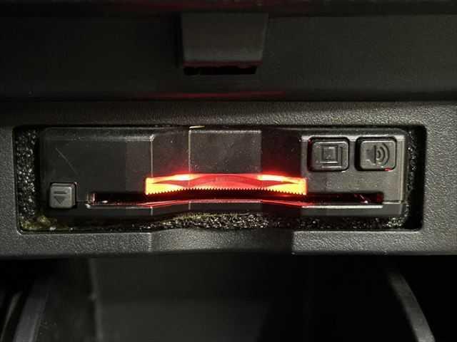 アルファード ２．５Ｓ　禁煙車　Ｗサンルーフ　モデリスタフルエアロ　１２．８インチフリップダウンモニター　１１型ＢＩＧＸ　マルチフォルケッタ２０ＡＷ　　トヨタセーフティセンス　レーダークルーズコントロール　両側電動スライド（47枚目）