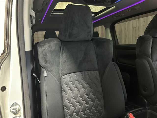 アルファード ２．５Ｓ　禁煙車　Ｗサンルーフ　モデリスタフルエアロ　１２．８インチフリップダウンモニター　１１型ＢＩＧＸ　マルチフォルケッタ２０ＡＷ　　トヨタセーフティセンス　レーダークルーズコントロール　両側電動スライド（57枚目）