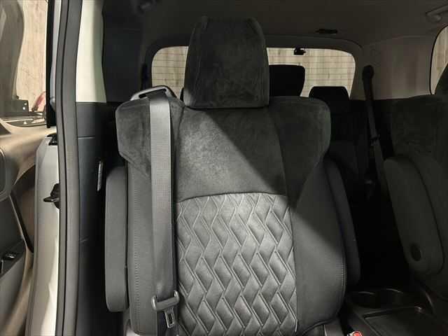 アルファード ２．５Ｓ　禁煙車　Ｗサンルーフ　モデリスタフルエアロ　１２．８インチフリップダウンモニター　１１型ＢＩＧＸ　マルチフォルケッタ２０ＡＷ　　トヨタセーフティセンス　レーダークルーズコントロール　両側電動スライド（60枚目）