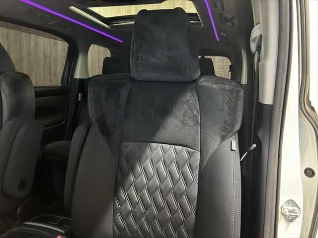 アルファード ２．５Ｓ　禁煙車　Ｗサンルーフ　モデリスタフルエアロ　１２．８インチフリップダウンモニター　１１型ＢＩＧＸ　マルチフォルケッタ２０ＡＷ　　トヨタセーフティセンス　レーダークルーズコントロール　両側電動スライド（65枚目）