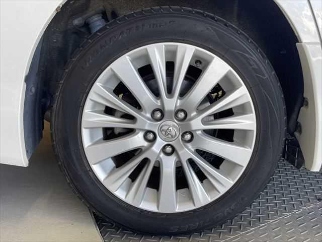 ヴェルファイア 2.4Z 禁煙車 後期モデル フリップダウンモニター 純正イ8ンチナビ 両側パワースライドドア HIDヘッドライト バックカメラ 純正18インチAW ETC スマートキー Bluetooth(28枚目)