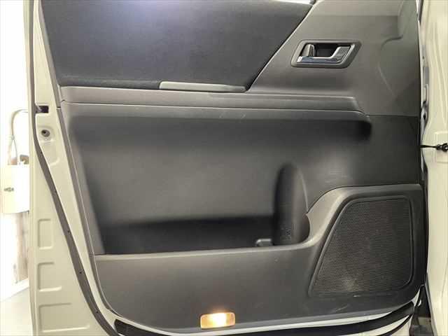 ヴェルファイア 2.4Z 禁煙車 後期モデル フリップダウンモニター 純正イ8ンチナビ 両側パワースライドドア HIDヘッドライト バックカメラ 純正18インチAW ETC スマートキー Bluetooth(61枚目)