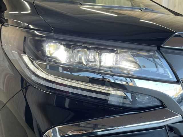 アルファード 2.5S タイプゴールド 禁煙車 12インチ後席モニター モデリスタフルエアロ 9インチディスプレイオーディオTV・DVD・ナビ機能 三眼LEDヘッド 電動リアゲート フルセグTV ハーフレザー 両側電動スライド 衝突軽減(15枚目)