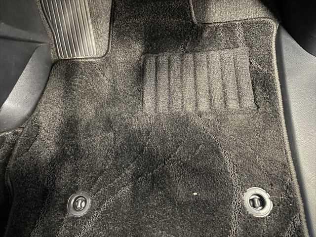 アルファード 2.5S タイプゴールド 禁煙車 12インチ後席モニター モデリスタフルエアロ 9インチディスプレイオーディオTV・DVD・ナビ機能 三眼LEDヘッド 電動リアゲート フルセグTV ハーフレザー 両側電動スライド 衝突軽減(56枚目)