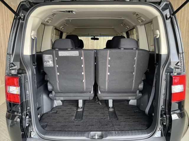 デリカD:5 Gパワーパッケージ 両側電動スライドドア HIDヘッドライト フルセグTV バックカメラ 禁煙車 ETC オートクルーズコントロール ブルートゥース CD/DVD再生 スマートキー プッシュスタート 純正16インチアルミ(12枚目)