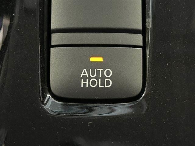 セレナ e-POWER ハイウェイスターV 後期 純正10インチナビ デジタルインナーミラー プロパイロット 全周囲カメラ 禁煙車 ドライブレコーダー 衝突軽減ブレーキ コーナーセンサー BSM オートエアコン Wエアコン(8枚目)