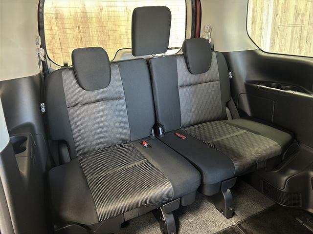 セレナ e-POWER ハイウェイスターV 後期 純正10インチナビ デジタルインナーミラー プロパイロット 全周囲カメラ 禁煙車 ドライブレコーダー 衝突軽減ブレーキ コーナーセンサー BSM オートエアコン Wエアコン(12枚目)