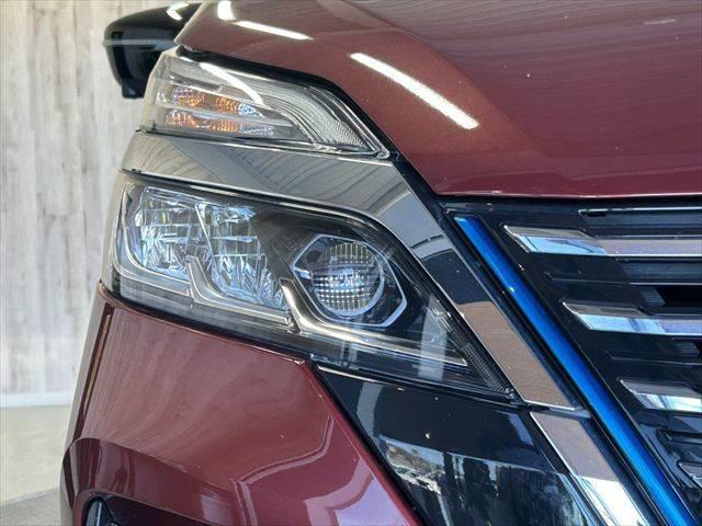 セレナ e-POWER ハイウェイスターV 後期 純正10インチナビ デジタルインナーミラー プロパイロット 全周囲カメラ 禁煙車 ドライブレコーダー 衝突軽減ブレーキ コーナーセンサー BSM オートエアコン Wエアコン(26枚目)