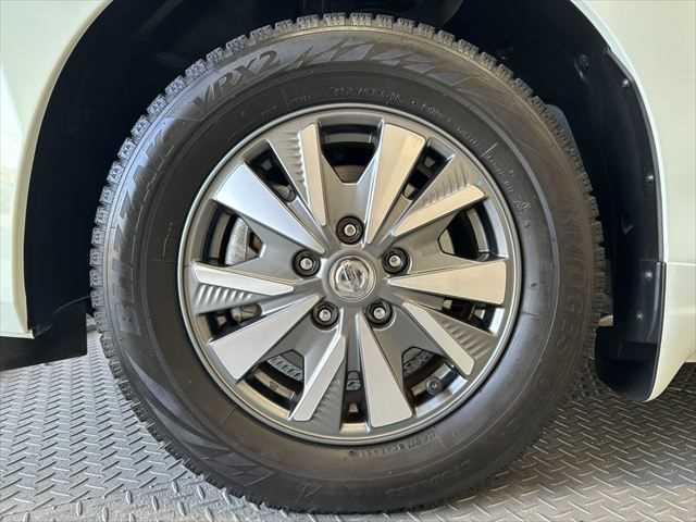 セレナ e-パワー XV 6ヶ月走行距離無制限保証付 10型フリップダウン 9型ナビ アラウンドビューモニター エマージェンシーブレーキ 両側電動スライド 禁煙車 LEDヘッド パーキングアシスト クルコン スマートキー(30枚目)