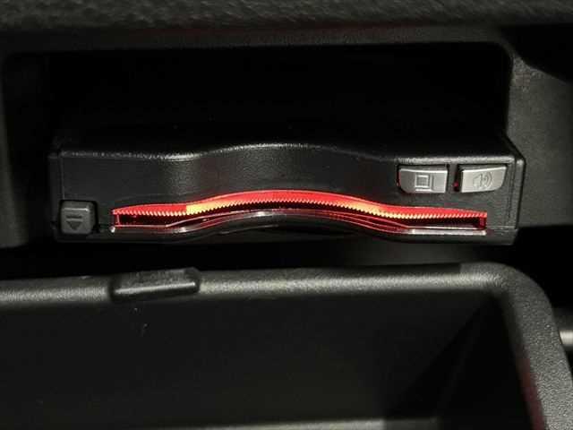 セレナ e-パワー XV 6ヶ月走行距離無制限保証付 10型フリップダウン 9型ナビ アラウンドビューモニター エマージェンシーブレーキ 両側電動スライド 禁煙車 LEDヘッド パーキングアシスト クルコン スマートキー(41枚目)