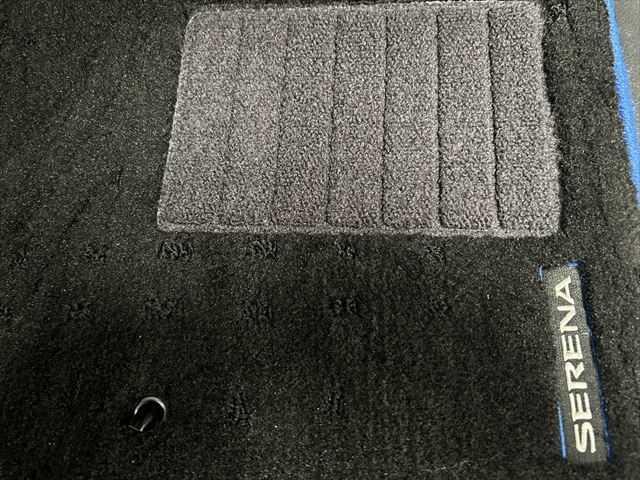 セレナ e-パワー XV 6ヶ月走行距離無制限保証付 10型フリップダウン 9型ナビ アラウンドビューモニター エマージェンシーブレーキ 両側電動スライド 禁煙車 LEDヘッド パーキングアシスト クルコン スマートキー(51枚目)