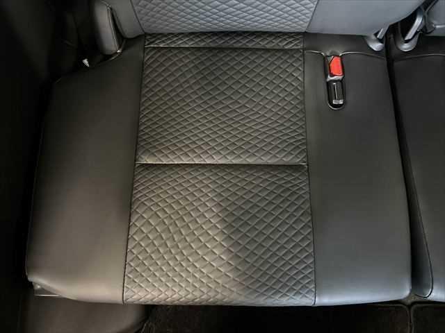 セレナ e-パワー XV 6ヶ月走行距離無制限保証付 10型フリップダウン 9型ナビ アラウンドビューモニター エマージェンシーブレーキ 両側電動スライド 禁煙車 LEDヘッド パーキングアシスト クルコン スマートキー(60枚目)