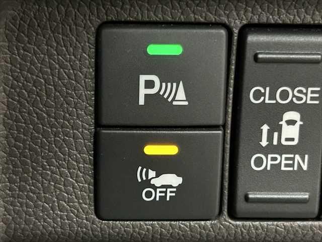 フリードハイブリッド ハイブリッド・Ｇホンダセンシング　６ヶ月走行無制限保証付き　両側電動スライド　ＬＥＤヘッド　ワンオーナー　ＳＤナビ　レーダークルーズ　禁煙車　１５インチアルミ　ＥＴＣ　パワーウィンドウ　スマートキー　バックカメラ　衝突軽減ブレーキ（8枚目）