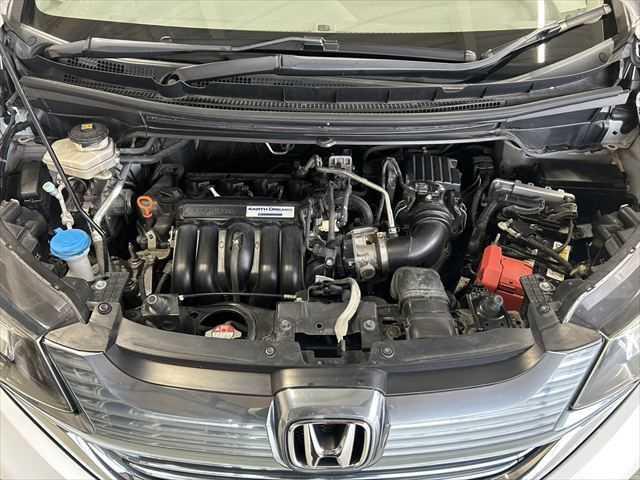 フリードハイブリッド ハイブリッド・Ｇホンダセンシング　６ヶ月走行無制限保証付き　両側電動スライド　ＬＥＤヘッド　ワンオーナー　ＳＤナビ　レーダークルーズ　禁煙車　１５インチアルミ　ＥＴＣ　パワーウィンドウ　スマートキー　バックカメラ　衝突軽減ブレーキ（32枚目）
