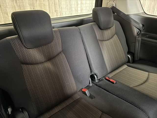 セレナ ハイウェイスターＳ－ＨＶアドバンスドセーフティパック　６ヶ月走行無制限保証付き　純正８インチナビ　後席モニター　両側電動スライドドア　ＬＥＤヘッドライト　クルーズコントロール　禁煙車　アラウンドビュー　ＤＶＤ再生　　フルセグＴＶ　　衝突軽減ブレーキ（10枚目）