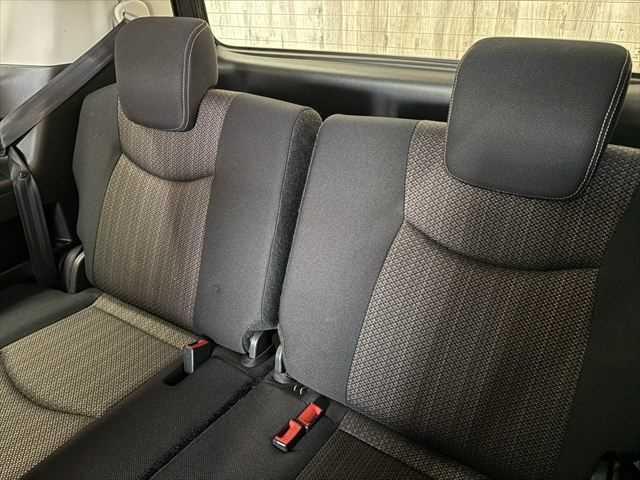 セレナ ハイウェイスターＳ－ＨＶアドバンスドセーフティパック　６ヶ月走行無制限保証付き　純正８インチナビ　後席モニター　両側電動スライドドア　ＬＥＤヘッドライト　クルーズコントロール　禁煙車　アラウンドビュー　ＤＶＤ再生　　フルセグＴＶ　　衝突軽減ブレーキ（34枚目）